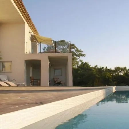 Semesterbostad La Cousinade De L'esterel